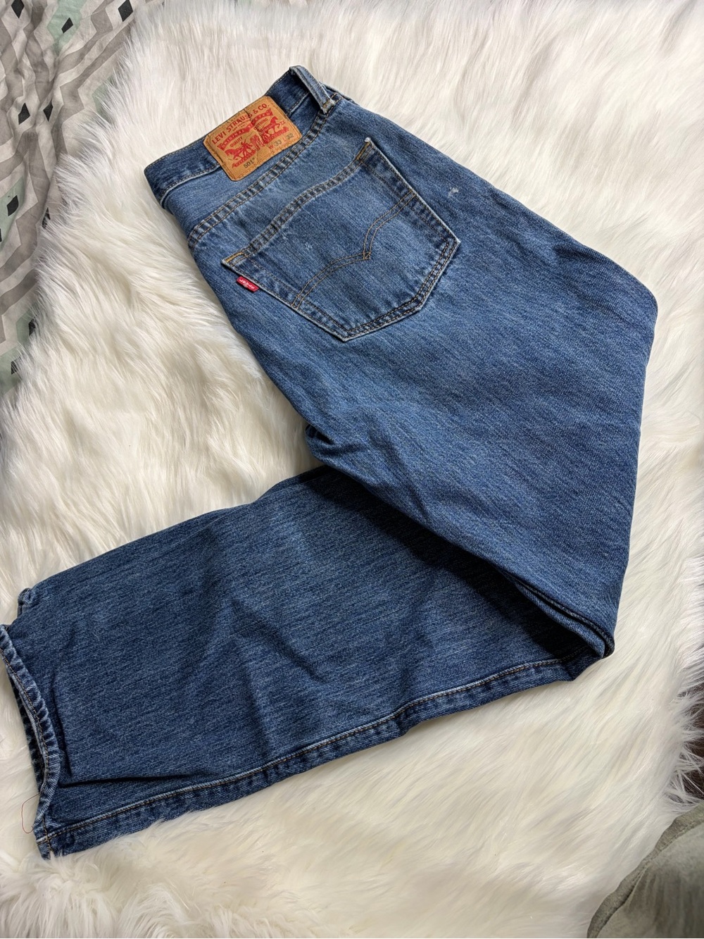 Men's Levi's 501 Button Fly Jeans Size 33x32